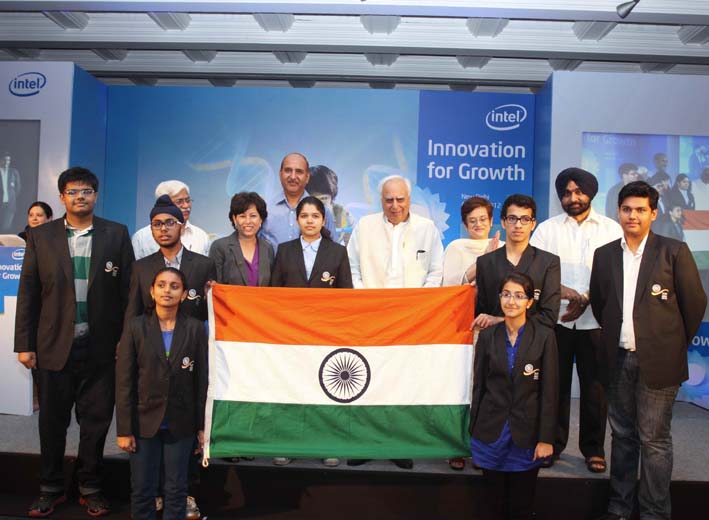 Indian  student teams to vie for Intel science and engineering  awards