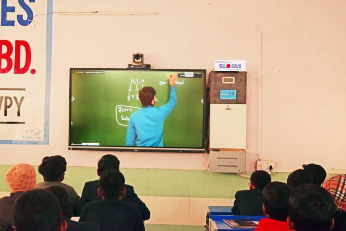 New virtual classroom system from Globus Infocom