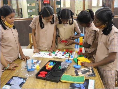 PlayLearn Foundation  conducts STEM workshop for needy kids