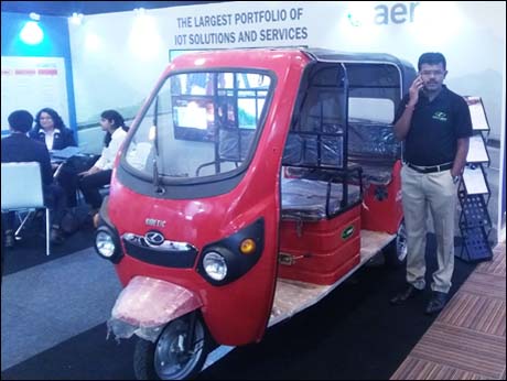 Aeris showcases its contribution to Kinetic e-three wheeler