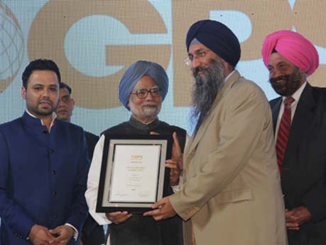 Doubler honour for low cost Net connectivity pioneer Tuli