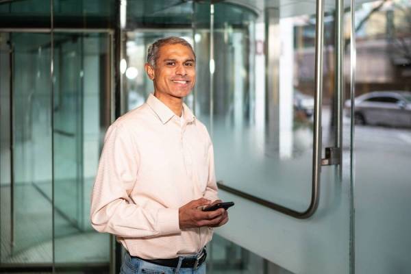 India-born MIT professor, Hari Balakrishnan wins prestigious Marconi Prize for societal impact of his work in Communication Networks