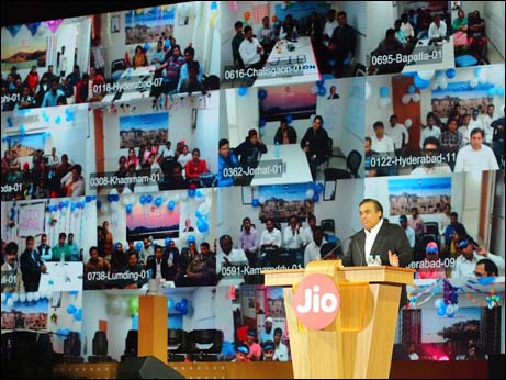 Reliance Jio  broadband  launch is an inhouse affair -- for now