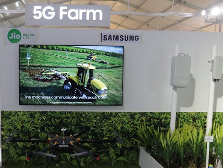 Samsung shows  its 5G outreach at IMC