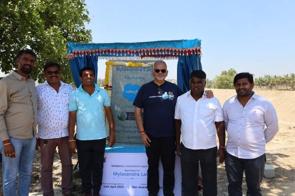 Mylasandra Lake restored by Malligavad Foundation  -- with some help from Salesforce