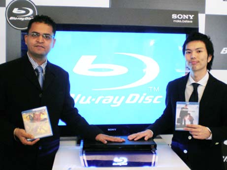 Now see  home movies in high definition with a  below-Rs 10,000  Blu-ray player