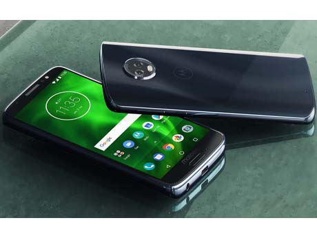 Moto G6 is  a glass apart!