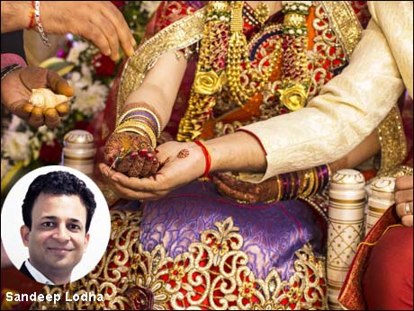 Technology  touches the  Big Fat Indian Wedding
